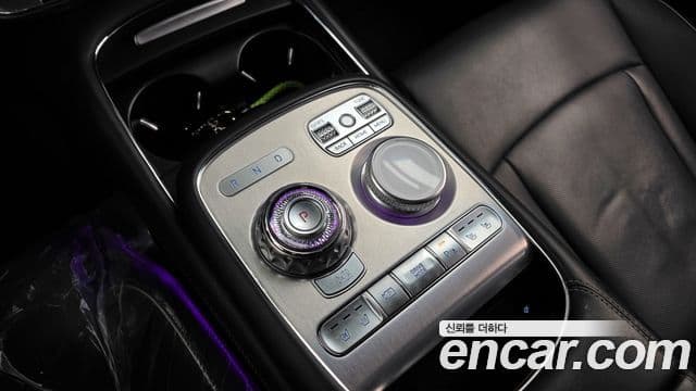 Genesis G90 (RS4) бензин 3.5 турбо AWD, 2023 9