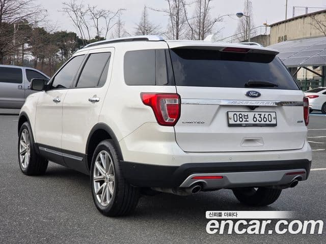 Ford Explorer 5세대, 2017 3