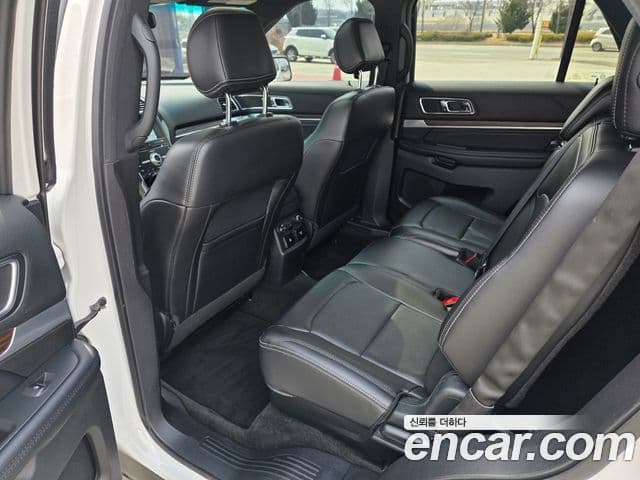 Ford Explorer 5세대, 2017 8