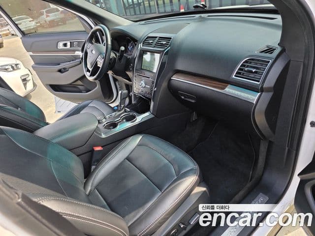 Ford Explorer 5세대, 2017 12