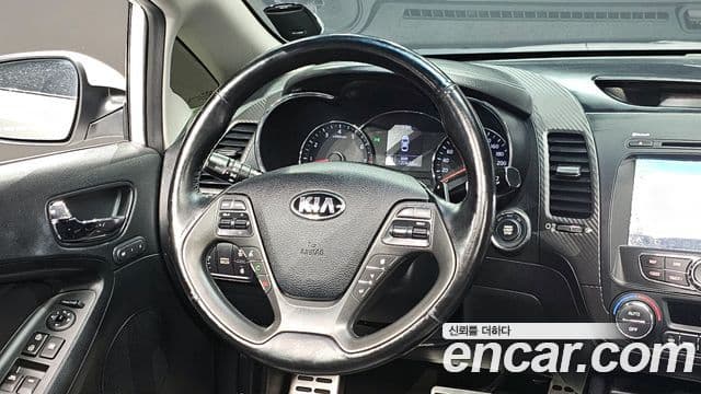 Kia K3 Noblesse, 2013 13