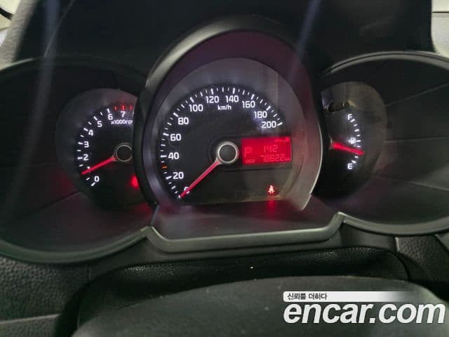 Kia All New Morning Luxury, 2014 9