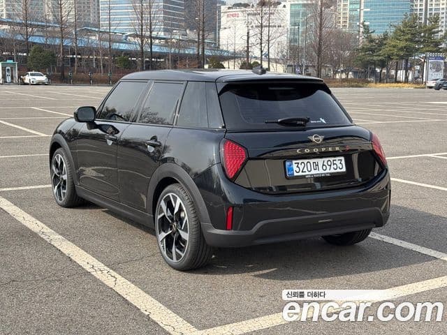 Mini Cooper S 4세대 5도어 favored, 2026 2
