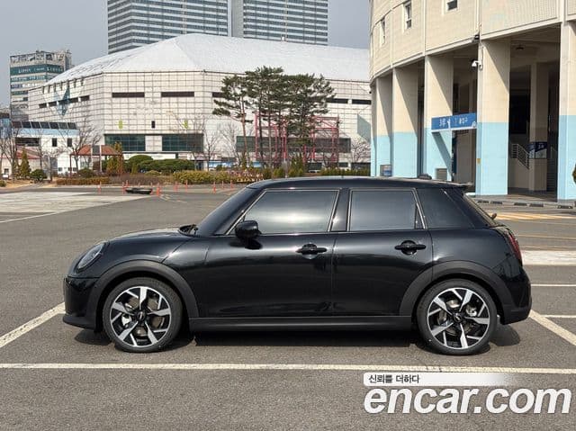 Mini Cooper S 4세대 5도어 favored, 2026 13