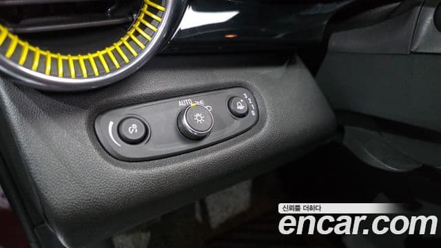 Chevrolet(GM대우) Trax кроссовер 1.2 ACTIV, 2024 19