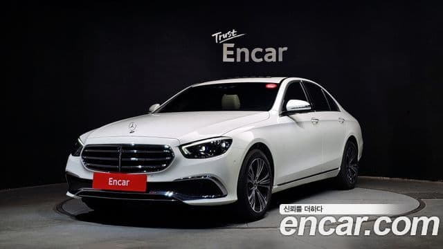 Mercedes-Benz E-класс W213 Exclusive, 2023 1