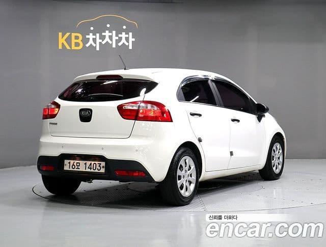 Kia All New Pride Smart Special, 2014 3