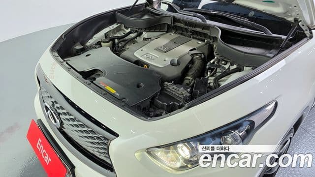 Infiniti QX70 3.7 AWD Special Edition, 2017 6