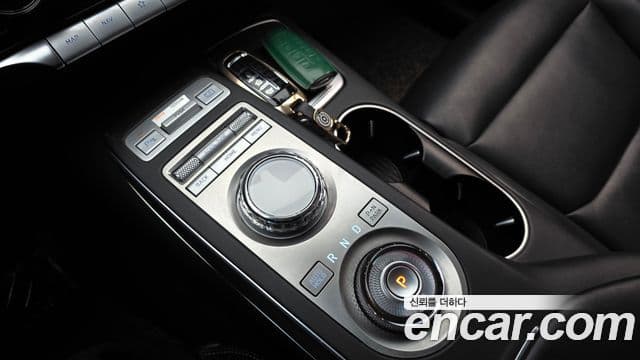 Genesis GV70, 2023 9