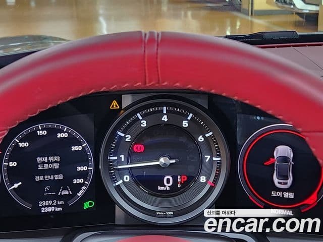 Porsche 911 (992) Carrera 4 кабриолет, 2024 7