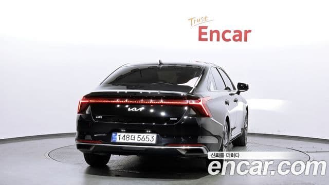 Kia K8 гибрид Signature, 2023 4