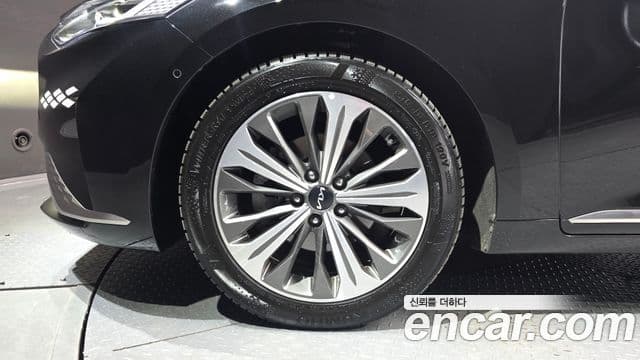 Kia K8 гибрид Signature, 2023 все фото