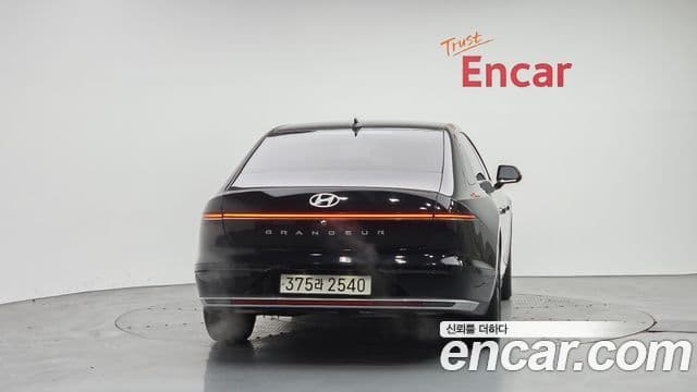 Hyundai Grandeur гибрид (GN7) Premium, 2025 4