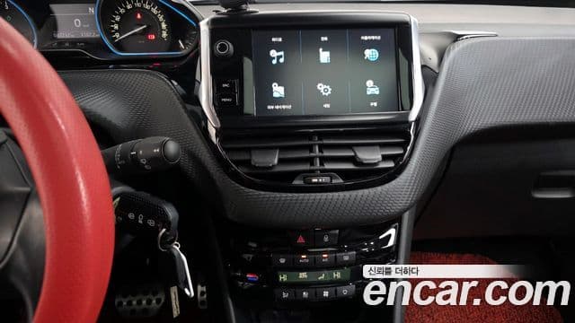 Peugeot 2008 1.6 BlueHDi Allure GC, 2018 15