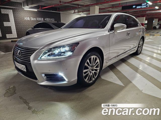 Lexus LS600hL XF40, 2015 3