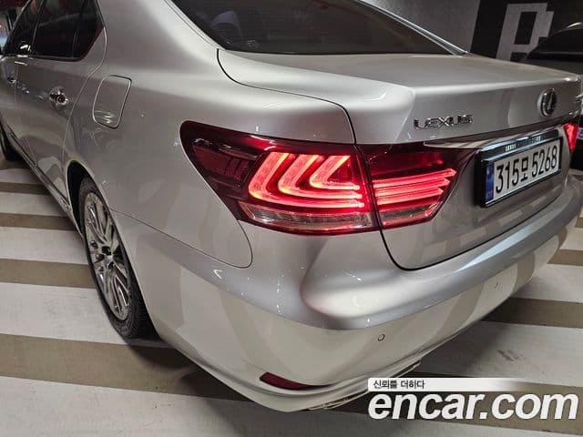 Lexus LS600hL XF40, 2015 8