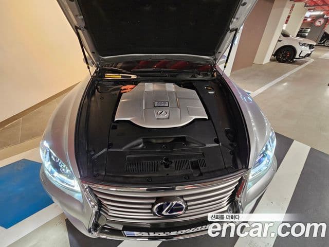 Lexus LS600hL XF40, 2015 9