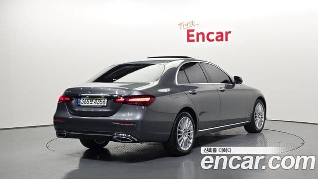 Mercedes-Benz E-класс W213 Exclusive, 2022 2