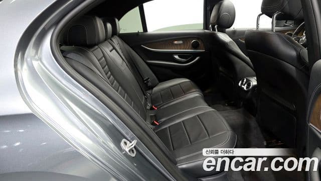 Mercedes-Benz E-класс W213 Exclusive, 2022 12