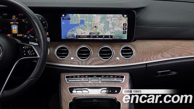 Mercedes-Benz E-класс W213 Exclusive, 2022 14