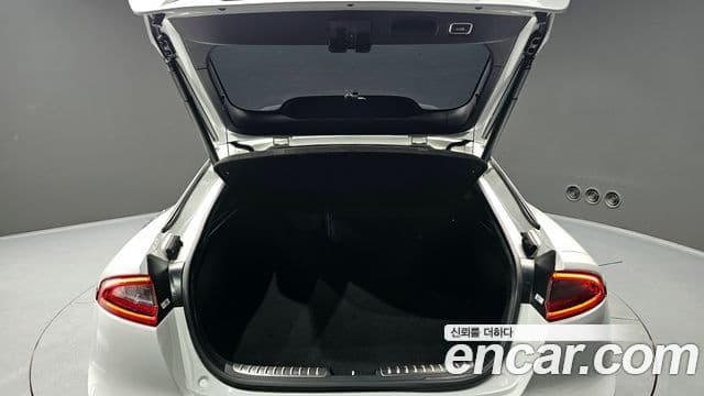 Kia 스팅어 GT, 2018 20