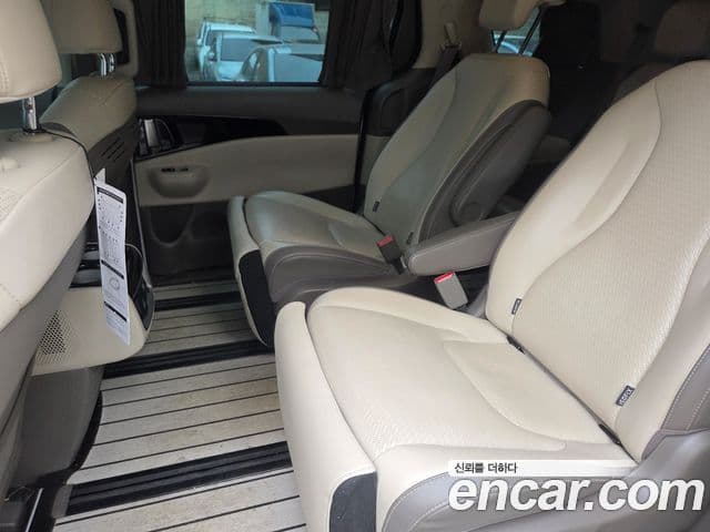 Kia The / новый New Carnival 4세대 Signature, 2024 9
