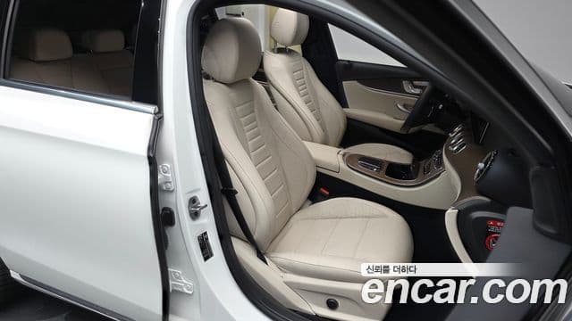 Mercedes-Benz E-класс W213 Exclusive, 2022 12