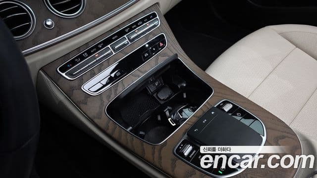 Mercedes-Benz E-класс W213 Exclusive, 2022 17