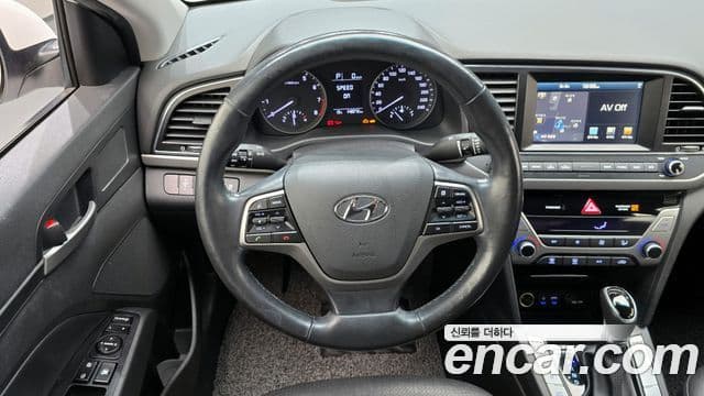 Hyundai Avante AD 1.6 GDI Smart, 2017 14