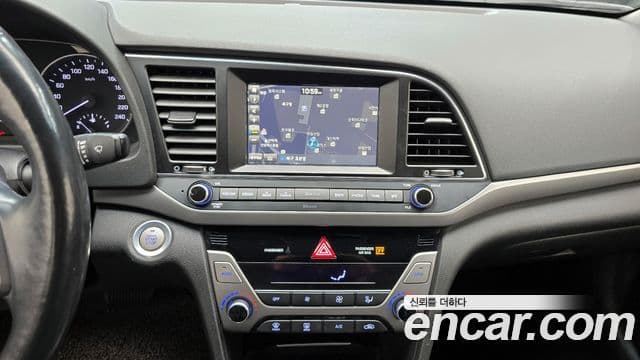 Hyundai Avante AD 1.6 GDI Smart, 2017 16