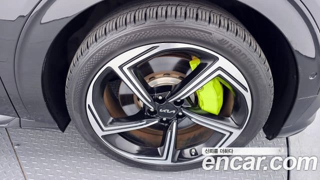 Kia EV6 GT 4WD, 2023 все фото