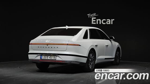 Hyundai Grandeur гибрид (GN7) Premium, 2023 2