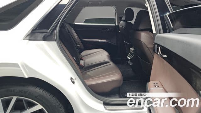 Hyundai Grandeur гибрид (GN7) Premium, 2023 12