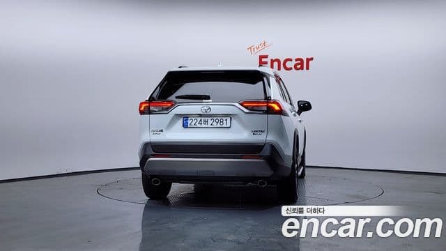 Toyota RAV4 5세대 2.5 4WD гибрид LTD, 2025 4