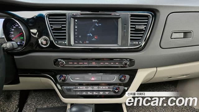 Kia All New Carnival Noblesse, 2017 15