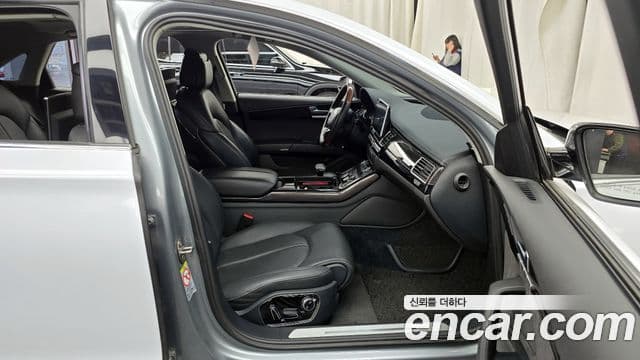 Audi New A8 D4, 2013 11