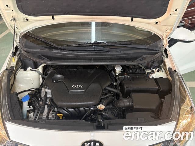 Kia All New Pride Luxury, 2013 14