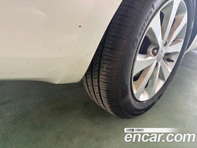 Kia All New Pride Luxury, 2013 17