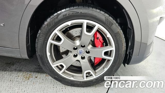 Maserati Levante 3.0 AWD GranSport, 2019 все фото