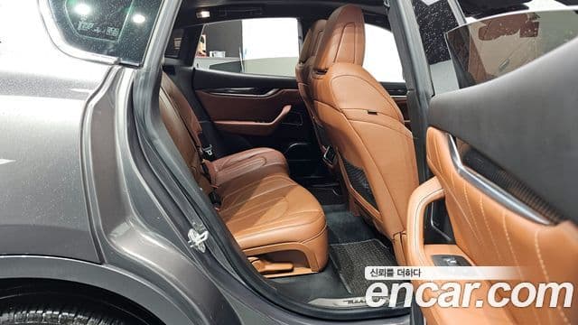 Maserati Levante 3.0 AWD GranSport, 2019 12