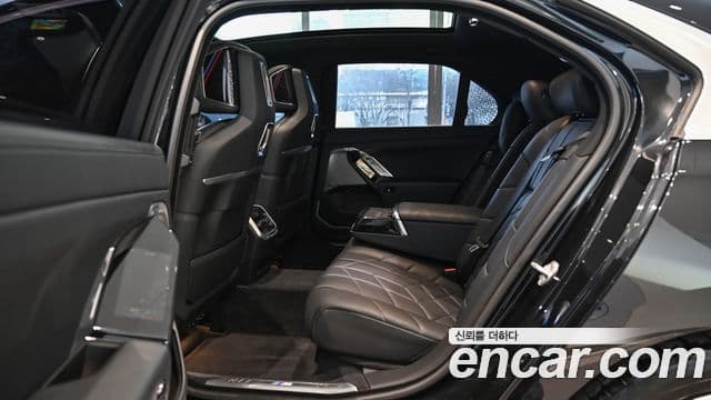 BMW 7시리즈 (G70) 740d xDrive M Sport, 2025 10
