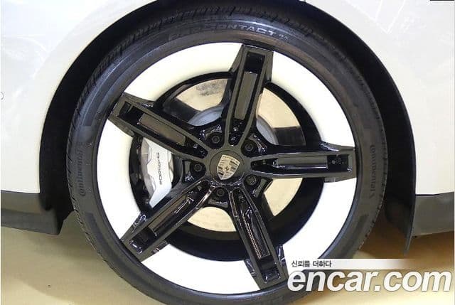 Porsche 타이칸 турбо, 2025 4