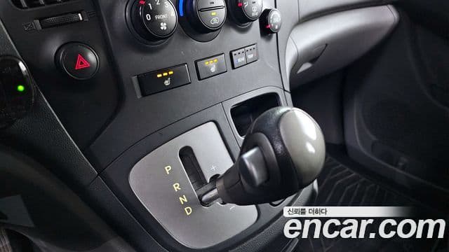 Hyundai Grand Starex CVX Deluxe, 2015 9