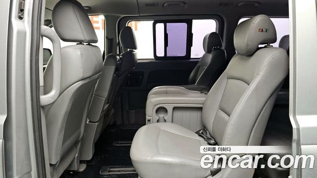 Hyundai Grand Starex CVX Deluxe, 2015 12