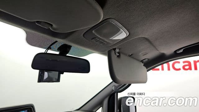 Hyundai Grand Starex CVX Deluxe, 2015 19