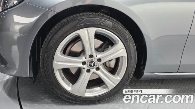 Mercedes-Benz E-класс W213 Avantgarde, 2018 все фото