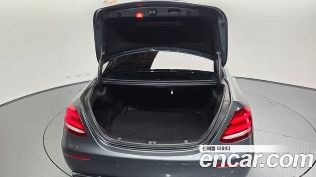 Mercedes-Benz E-класс W213 Avantgarde, 2018 20