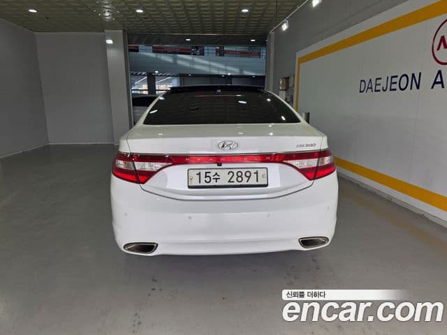 Hyundai Grandeur HG Premium, 2014 4