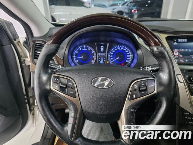 Hyundai Grandeur HG Premium, 2014 12