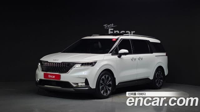 Kia Carnival 4세대 Signature, 2022 1